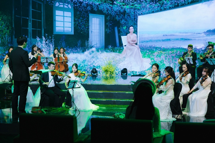 Mùa đoàn tụ 2022, ‘bữa tiệc âm nhạc’ đón Giao thừa Tết Nhâm Dần cùng dàn nghệ sĩ nổi tiếng - Ảnh 8. Mùa đoàn tụ 2022, ‘bữa tiệc âm nhạc’ đón Giao thừa Tết Nhâm Dần cùng dàn nghệ sĩ nổi tiếng - Ảnh 8.