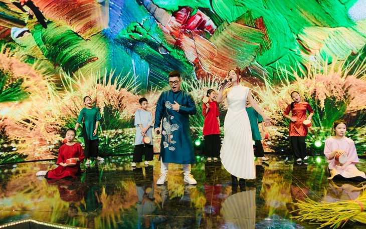 Mùa đoàn tụ 2022, ‘bữa tiệc âm nhạc’ đón Giao thừa Tết Nhâm Dần cùng dàn nghệ sĩ nổi tiếng