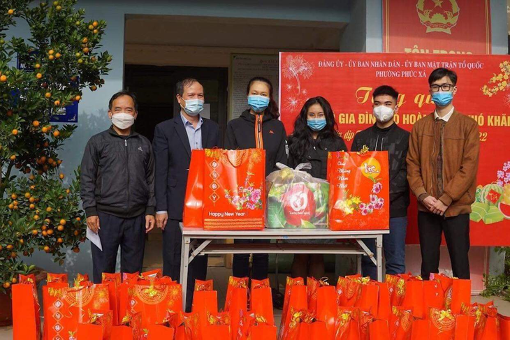 Đem "Tết ấm - Xuân vui" cho sinh viên và người có hoàn cảnh khó khăn trên địa bàn Hà Nội - Ảnh 1. Đem "Tết ấm - Xuân vui" cho sinh viên và người có hoàn cảnh khó khăn trên địa bàn Hà Nội - Ảnh 1.