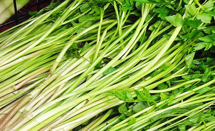 Rau cần - món ăn dân dã trở thành đặc sản ngày Tết - Ảnh 2.