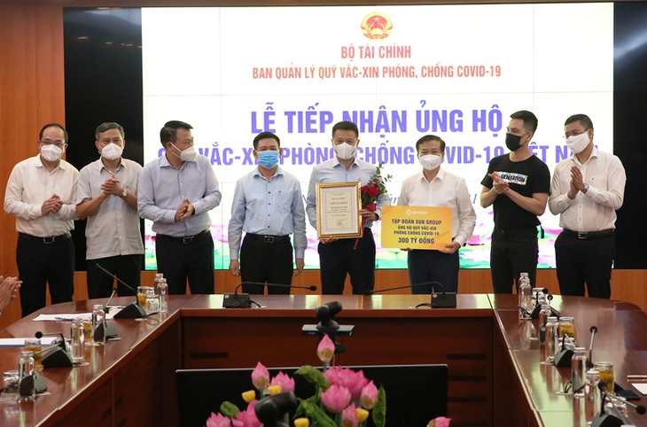 Bài toán phục hồi của du lịch Việt và "cú hích" của những "sếu đầu đàn" - Ảnh 3.