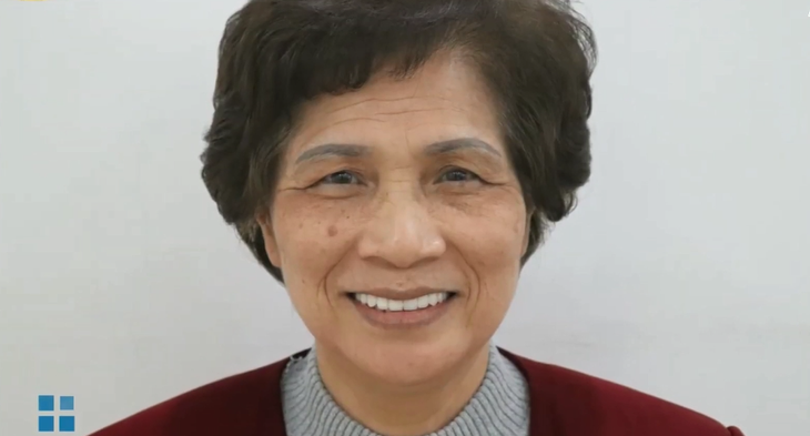 Bí quyết tự tin ăn nhai ở tuổi 71 - Ảnh 1.