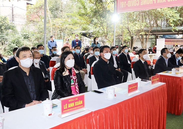 Thanh Hóa: Phát động chiến dịch tiêm chủng vaccine phòng COVID-19 mùa Xuân 2022. - Ảnh 1. Thanh Hóa: Phát động chiến dịch tiêm chủng vaccine phòng COVID-19 mùa Xuân 2022. - Ảnh 1.