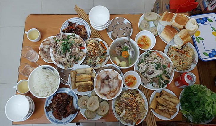 Khám phá mâm cỗ Tết 3 miền - Ảnh 2.