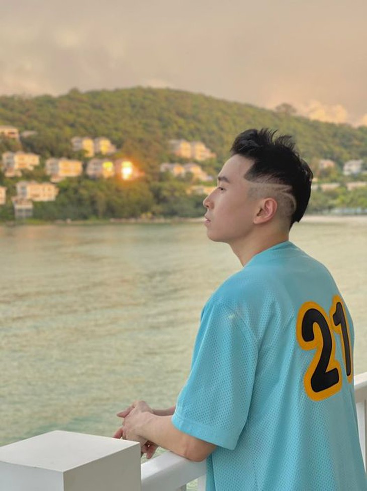 ‘Tâm hồn nhỏ’, bản rap tặng bé gái 8 tuổi bị bạo hành tử vong gây xúc động - Ảnh 4. ‘Tâm hồn nhỏ’, bản rap tặng bé gái 8 tuổi bị bạo hành tử vong gây xúc động - Ảnh 4.