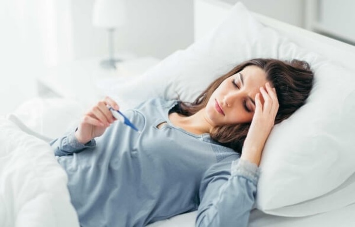 Cẩn trọng khi dùng các thuốc giảm đau hạ sốt điều trị F0 tại nhà - Ảnh 1. Cẩn trọng khi dùng các thuốc giảm đau hạ sốt điều trị F0 tại nhà - Ảnh 1.