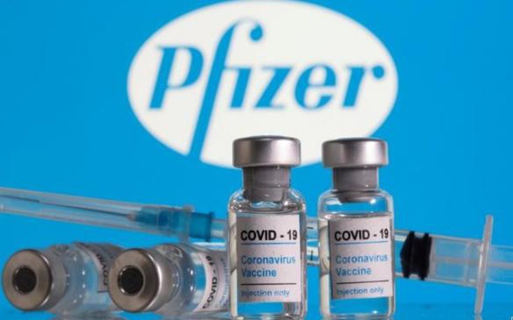 FDA chấp thuận mũi tiêm tăng cường vaccine Pfizer cho trẻ em từ 12 đến 15 tuổi