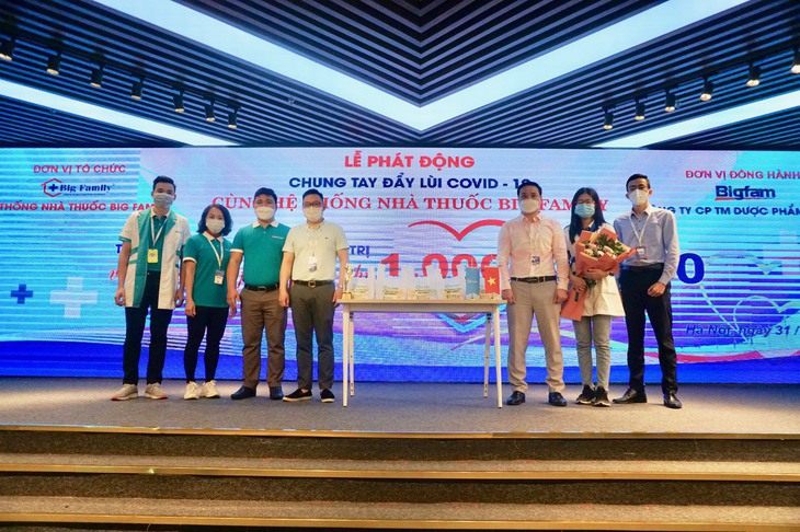 Big Family tư vấn, cấp phát 1.000 túi thuốc miễn phí cho F0 điều trị tại nhà - Ảnh 1.