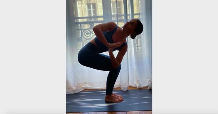 4 tư thế yoga giúp tiêu hóa dễ dàng - Ảnh 2. 4 tư thế yoga giúp tiêu hóa dễ dàng - Ảnh 2.