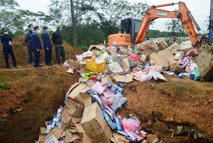Nhiều trường hợp sử dụng mạng xã hội để bán hàng lậu, hàng giả - Ảnh 5. Nhiều trường hợp sử dụng mạng xã hội để bán hàng lậu, hàng giả - Ảnh 5.