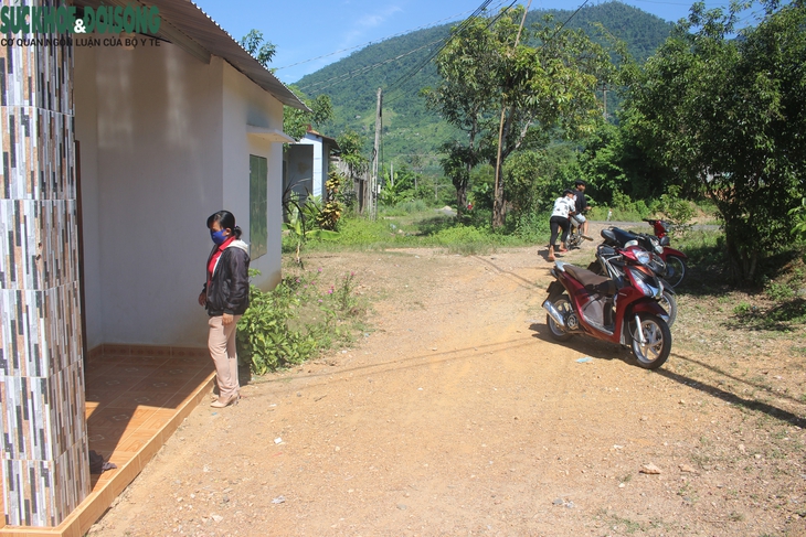 Khánh Hòa: Người vùng cao an tâm phòng dịch COVID-19 - Ảnh 6.