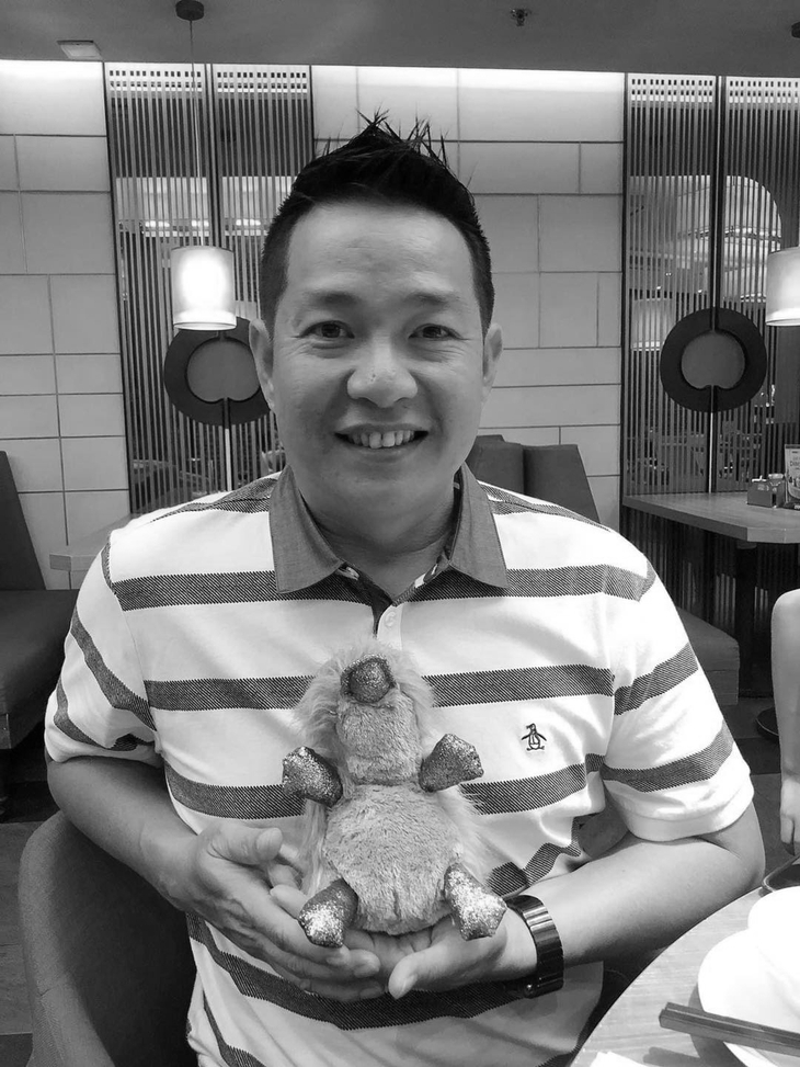 Đạo diễn Đoàn Bình của nhiều gameshow giải trí qua đời do tai nạn giao thông - Ảnh 2. Đạo diễn Đoàn Bình của nhiều gameshow giải trí qua đời do tai nạn giao thông - Ảnh 2.