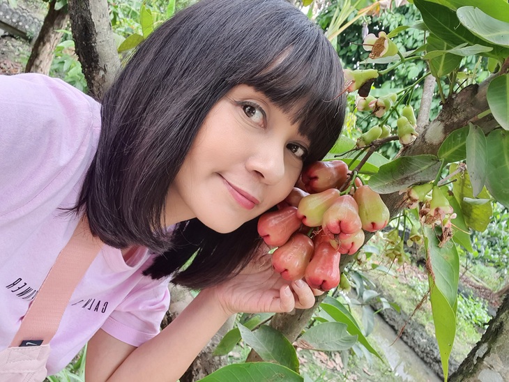 Diễn viên Việt Trinh: Từ nay tôi là Trần Việt Trinh, pháp danh Diệu Thiện - Ảnh 4. Diễn viên Việt Trinh: Từ nay tôi là Trần Việt Trinh, pháp danh Diệu Thiện - Ảnh 4.