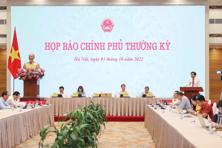 Nguyên nhân nào khiến hơn 39 nghìn cán bộ, công viên chức nghỉ việc trong 2.5 năm qua? - Ảnh 2. Nguyên nhân nào khiến hơn 39 nghìn cán bộ, công viên chức nghỉ việc trong 2.5 năm qua? - Ảnh 2.