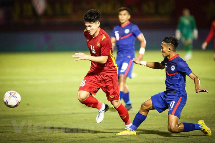 Đội tuyển Việt Nam chưa thể yên tâm hướng đến AFF Cup 2022? - Ảnh 3. Đội tuyển Việt Nam chưa thể yên tâm hướng đến AFF Cup 2022? - Ảnh 3.