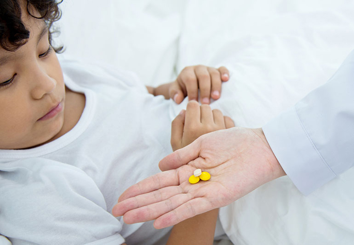 Chuyên gia hướng dẫn cách hỗ trợ giảm triệu chứng viêm mũi họng cho trẻ - Ảnh 3. Chuyên gia hướng dẫn cách hỗ trợ giảm triệu chứng viêm mũi họng cho trẻ - Ảnh 3.