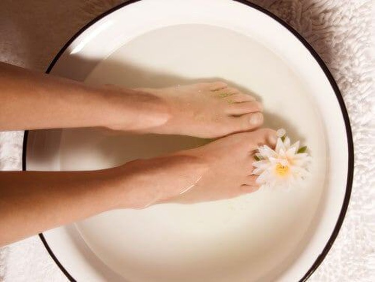 Bấm huyệt trị ho do lạnh cho người lớn và trẻ em  - Ảnh 3.