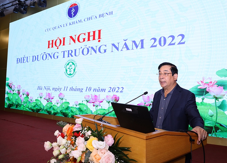 Nhân lực điều dưỡng của Việt Nam "thiếu thật thừa ảo" - Ảnh 1.