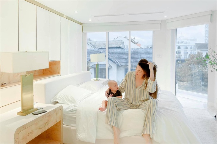 Ngắm nhìn căn biệt thự 30 tỷ vừa bị trộm "ghé thăm" của Hồ Ngọc Hà - Ảnh 16.