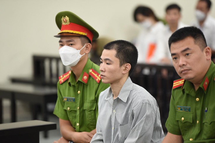 Tuyên án tử hình kẻ đóng đinh vào đầu bé gái 3 tuổi - Ảnh 1. Tuyên án tử hình kẻ đóng đinh vào đầu bé gái 3 tuổi - Ảnh 1.
