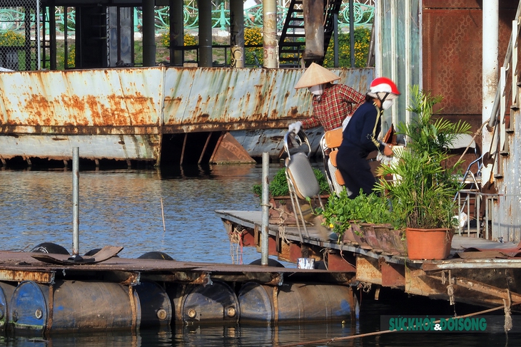 Hà Nội sẽ tháo dỡ 5 "nhà nổi" tiền tỉ cuối cùng trên Hồ Tây - Ảnh 2.