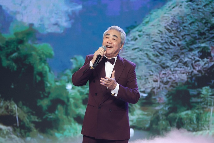 NSND Quang Thọ kể kỷ niệm hát dưới hầm mỏ - Ảnh 1.