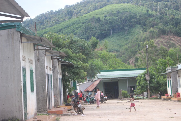 Xóa nỗi lo bệnh tật nơi rừng sâu, núi cao - Ảnh 4. Xóa nỗi lo bệnh tật nơi rừng sâu, núi cao - Ảnh 4.