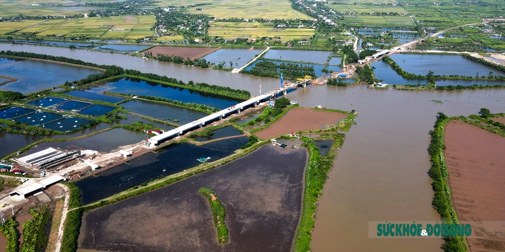 Mục sở thị tuyến đường trị giá hơn 1 tỷ nối đôi bờ sông Thái Bình - Ảnh 1.