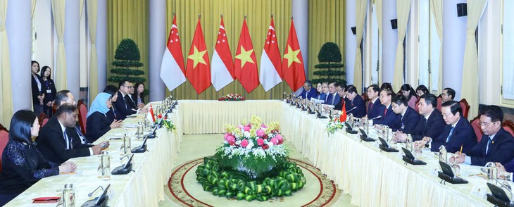 Chủ tịch nước Nguyễn Xuân Phúc chủ trì Lễ đón và Hội đàm cấp Nhà nước với Tổng thống Singapore - Ảnh 3. Chủ tịch nước Nguyễn Xuân Phúc chủ trì Lễ đón và Hội đàm cấp Nhà nước với Tổng thống Singapore - Ảnh 3.