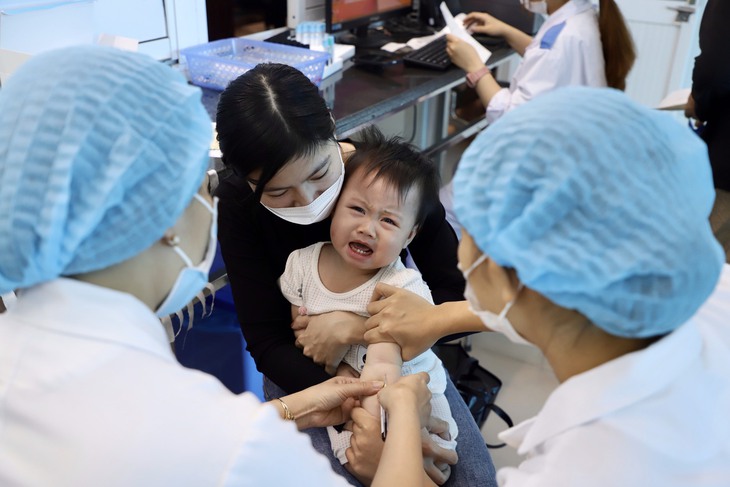 Bệnh viện Sản Nhi Bắc Ninh giảm quá tải bệnh nhi thời tiết giao mùa - Ảnh 3. Bệnh viện Sản Nhi Bắc Ninh giảm quá tải bệnh nhi thời tiết giao mùa - Ảnh 3.