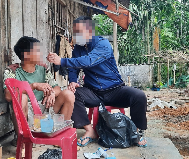 Thầm lặng nhóm đồng đẳng viên ở huyện rẻo cao biên giới - Ảnh 4. Thầm lặng nhóm đồng đẳng viên ở huyện rẻo cao biên giới - Ảnh 4.