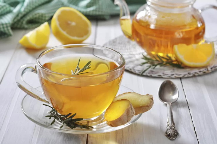 Cảnh giác trà gừng làm tăng tác dụng của thuốc tim mạch, huyết áp - Ảnh 2.