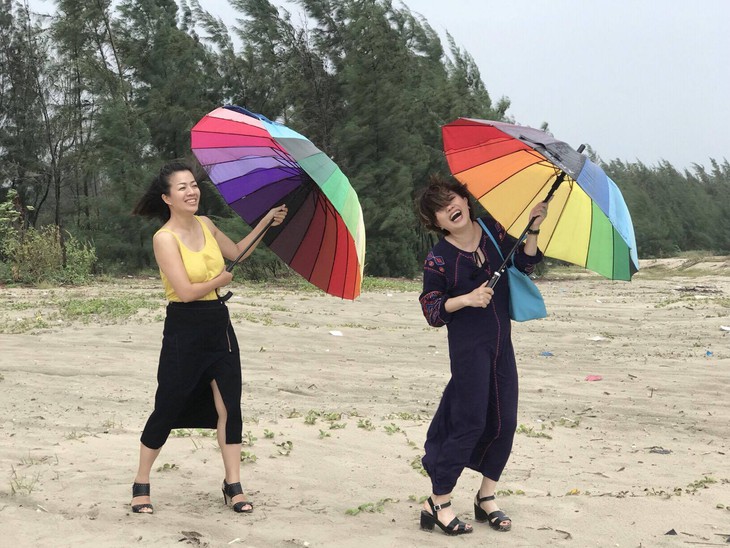 Cuộc sống ngập tràn niềm vui của NSƯT Ngọc Huyền khi nghỉ hưu - Ảnh 5. Cuộc sống ngập tràn niềm vui của NSƯT Ngọc Huyền khi nghỉ hưu - Ảnh 5.