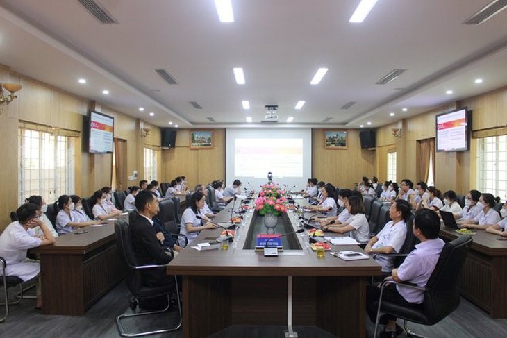 Bệnh viện YHCT Nghệ An đẩy mạnh ứng dụng nghiên cứu khoa học, nâng cao chất lượng khám chữa bệnh - Ảnh 1. Bệnh viện YHCT Nghệ An đẩy mạnh ứng dụng nghiên cứu khoa học, nâng cao chất lượng khám chữa bệnh - Ảnh 1.