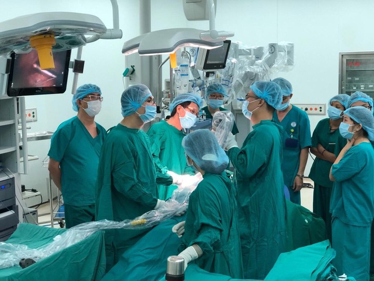 Bộ Y tế nói gì sau phản ánh của ĐBQH về khó khăn trong đấu thầu, mua sắm trang thiết bị? - Ảnh 1.