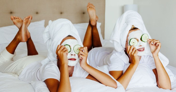 5 mẹo chăm sóc da vào thời tiết thu đông - Ảnh 2.