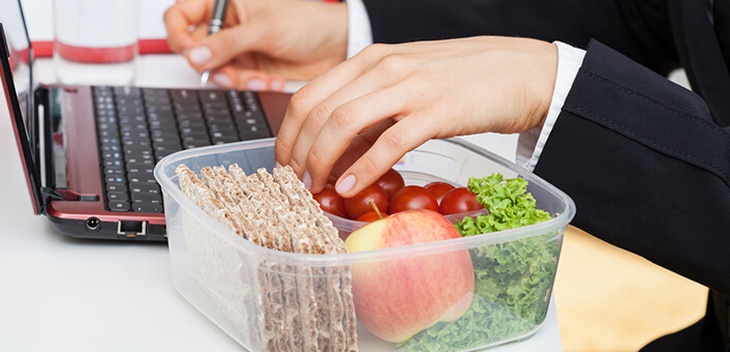 Những món ăn nhẹ "siêu heathy" tại nơi công sở - Ảnh 1.