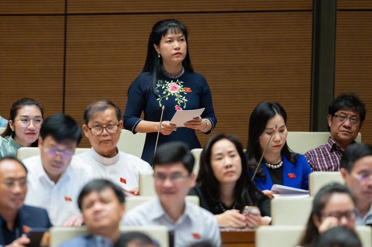Bộ trưởng Bộ Công thương: Để xảy ra hiện tượng thiếu xăng dầu cục bộ là điều rất đáng tiếc - Ảnh 2. Bộ trưởng Bộ Công thương: Để xảy ra hiện tượng thiếu xăng dầu cục bộ là điều rất đáng tiếc - Ảnh 2.
