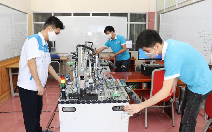 Vi phạm hành chính trong lĩnh vực giáo dục nghề nghiệp bị xử lý thế nào?
