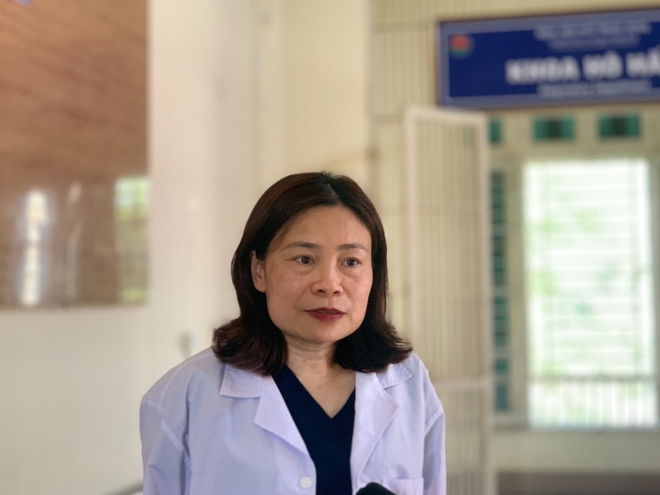 Gia tăng ca bệnh cúm, viêm đường hô hấp, nhiều người tự chữa trị khiến bệnh chữa mãi không khỏi - Ảnh 2. Gia tăng ca bệnh cúm, viêm đường hô hấp, nhiều người tự chữa trị khiến bệnh chữa mãi không khỏi - Ảnh 2.