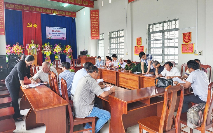 Khảo sát, đánh giá kết quả thực hiện chính sách cấp một số ấn phẩm báo, tạp chí cho vùng đồng bào DTTS và miền núi, vùng đặc biệt khó khăn
