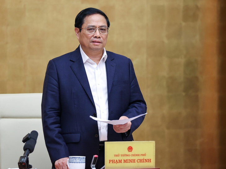 Thủ tướng: 'Triển khai đồng bộ, hiệu quả các giải pháp phòng, chống dịch COVID-19 và các dịch bệnh khác' - Ảnh 2.