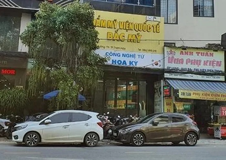 Nhiều cơ sở thẩm mỹ ngang nhiên hoạt động dù bị đình chỉ - Ảnh 1.
