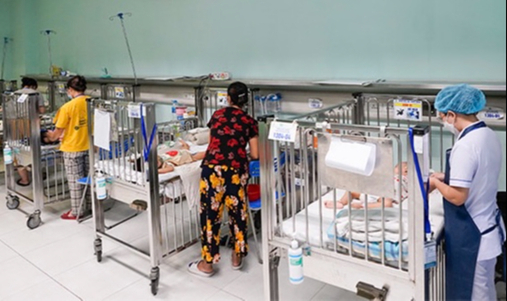 Chỉ trong một tuần, Hà Nội ghi nhận thêm 920 ca mắc Adenovirus - Ảnh 2.