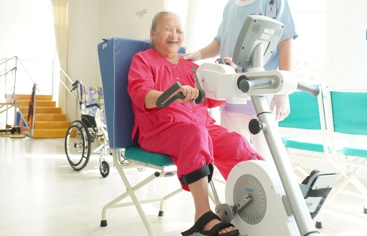 Bác sĩ giải đáp: Điều trị mất ngủ hậu COVID-19 thế nào? - Ảnh 2. Bác sĩ giải đáp: Điều trị mất ngủ hậu COVID-19 thế nào? - Ảnh 2.