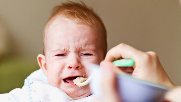 Các tuyệt chiêu để bữa ăn của con không còn là cuộc chiến - Ảnh 2.