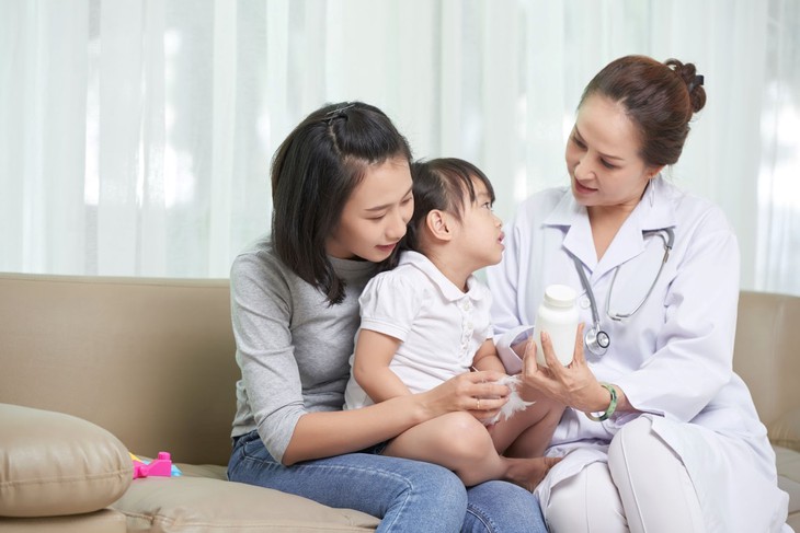 Cảnh giác các bệnh về hô hấp ở trẻ em khi thời tiết giao mùa - Ảnh 2. Cảnh giác các bệnh về hô hấp ở trẻ em khi thời tiết giao mùa - Ảnh 2.