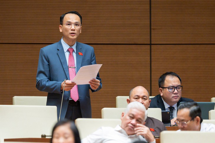 Tinh giản biên chế: Chưa tinh giản được những người 'sáng cắp ô đi, tối cắp ô về' - Ảnh 4.