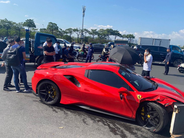 Tài xế siêu xe Ferrari 488 tông chết người bị xử lý thế nào? - Ảnh 3.