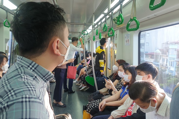 Tàu điện Cát Linh - Hà Đông ra sao sau 1 năm đi vào khai thác? - Ảnh 1.